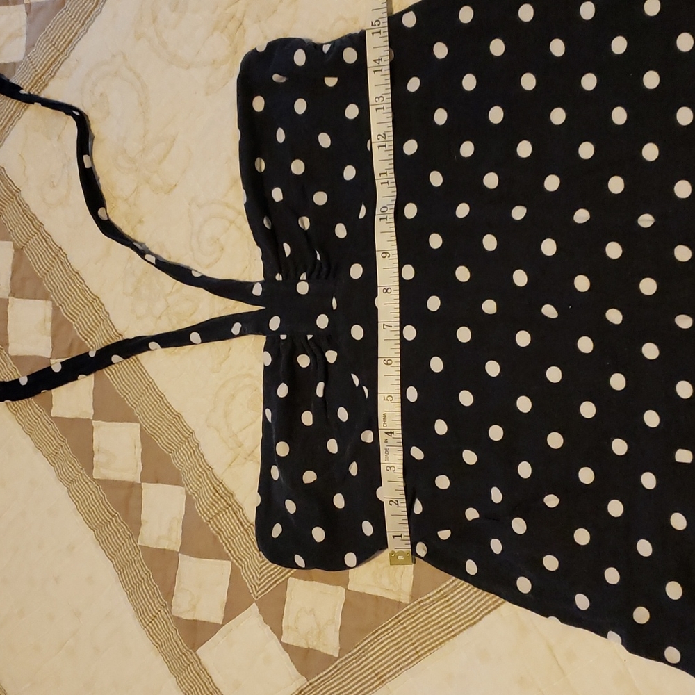Adorable like new halter top. Navy and white. Stretchy and comfy